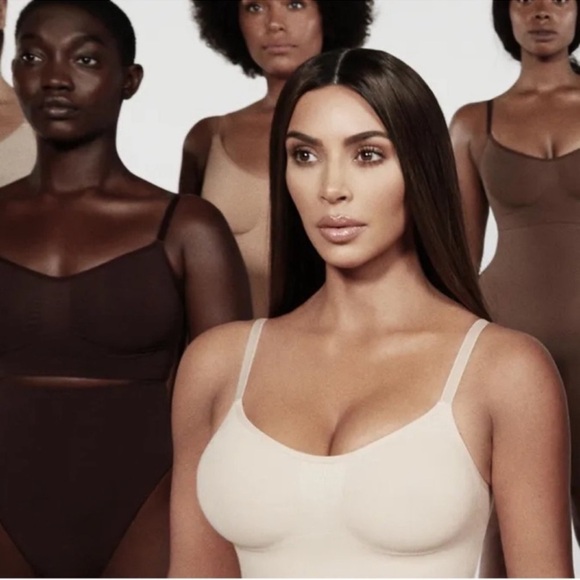 mystery SKIMS panty bundle | choose your size | 3 pairs of nwt SKIMS underwear - Picture 8 of 8